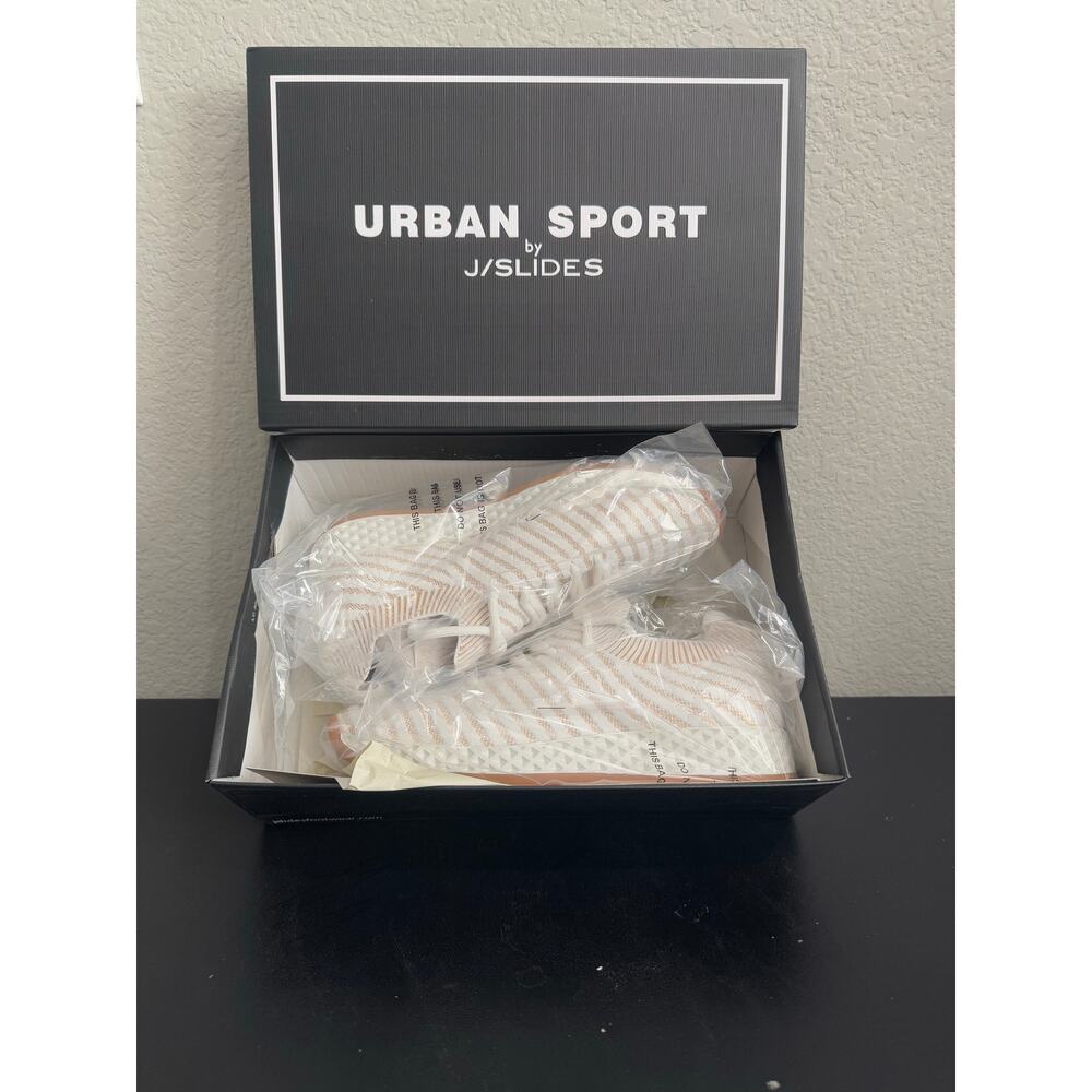 Urban Sport by JSlides Women Size 8 Beige and White 2 Tone Knit Shoes Sneakers